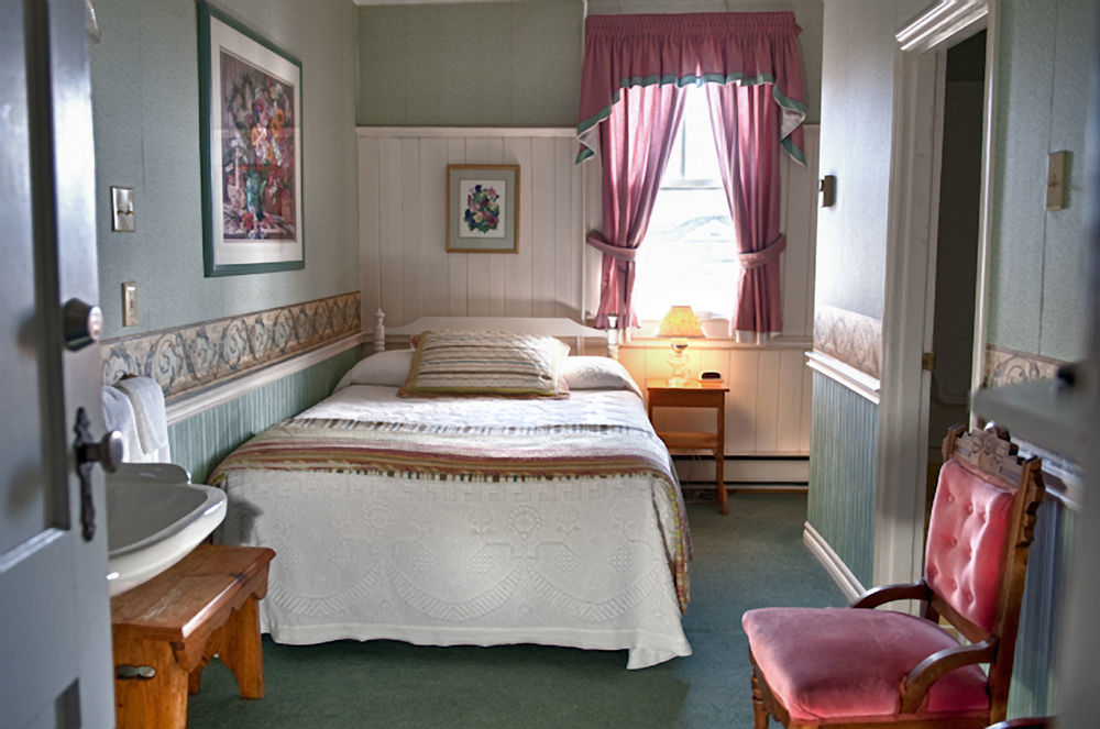 Telegraph House Motel บัดเดค ภายนอก รูปภาพ